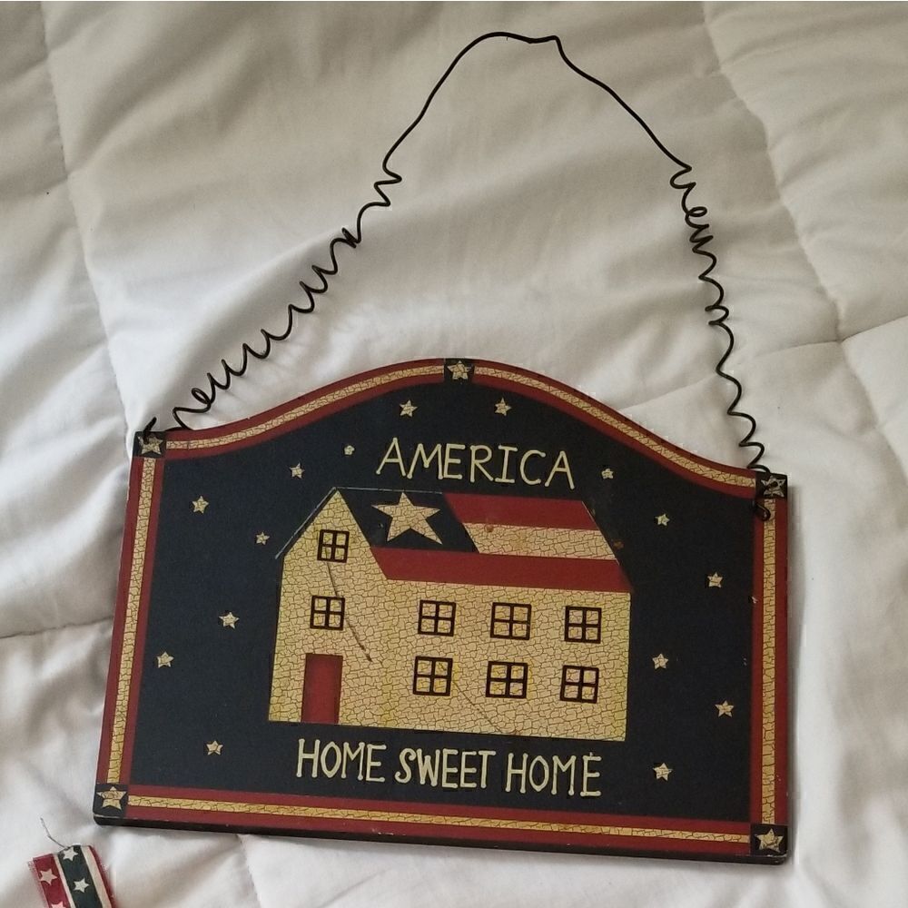 Americana decor bundle  - Picture 2 of 4